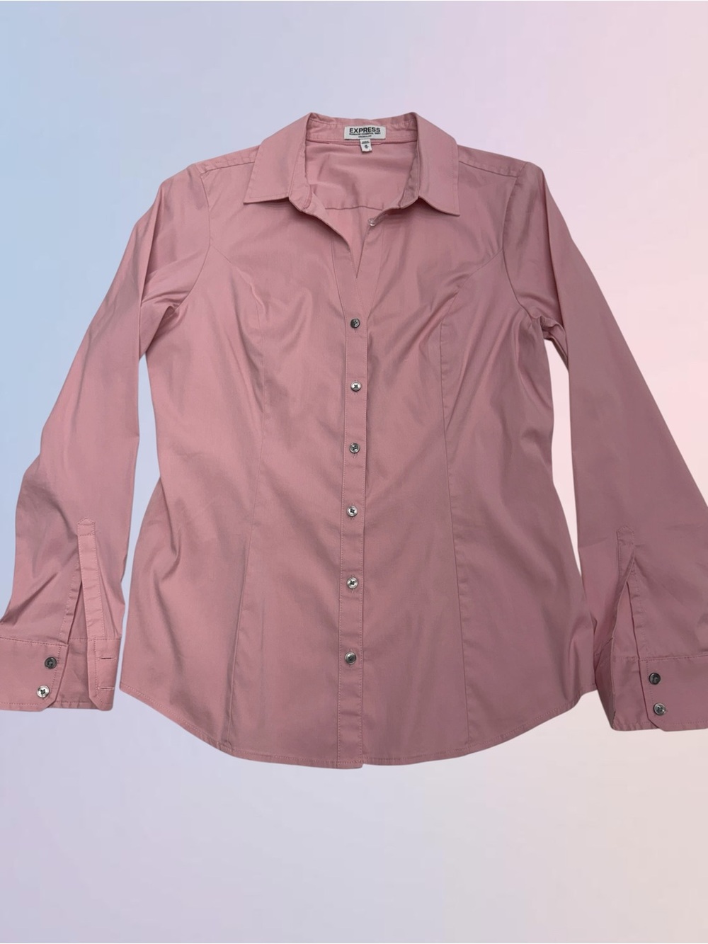 EXPRESS Women’s Medium Pink Fitted Dress Shirt